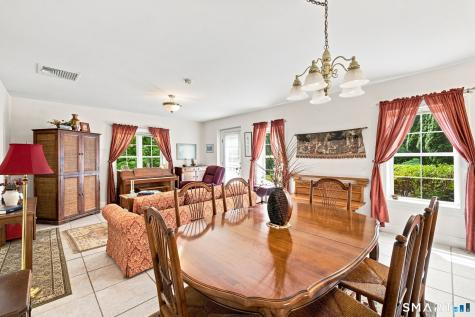 606 Congdon West Street Middletown CT 06457