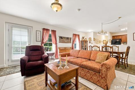 606 Congdon West Street Middletown CT 06457