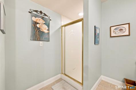 606 Congdon West Street Middletown CT 06457