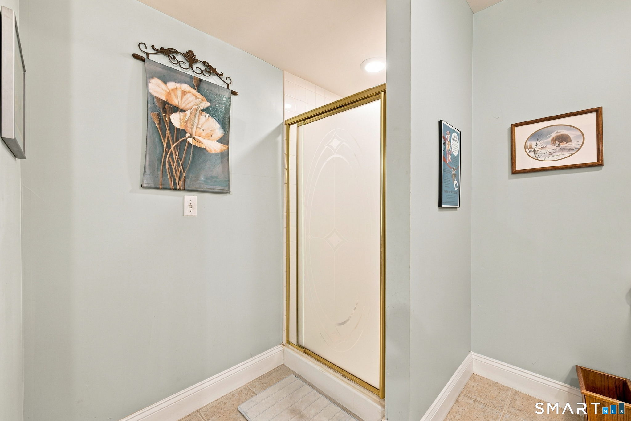 606 Congdon West Street Middletown CT 06457