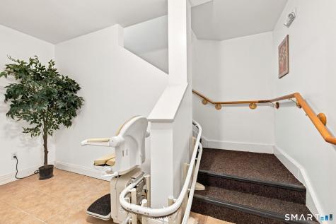 606 Congdon West Street Middletown CT 06457