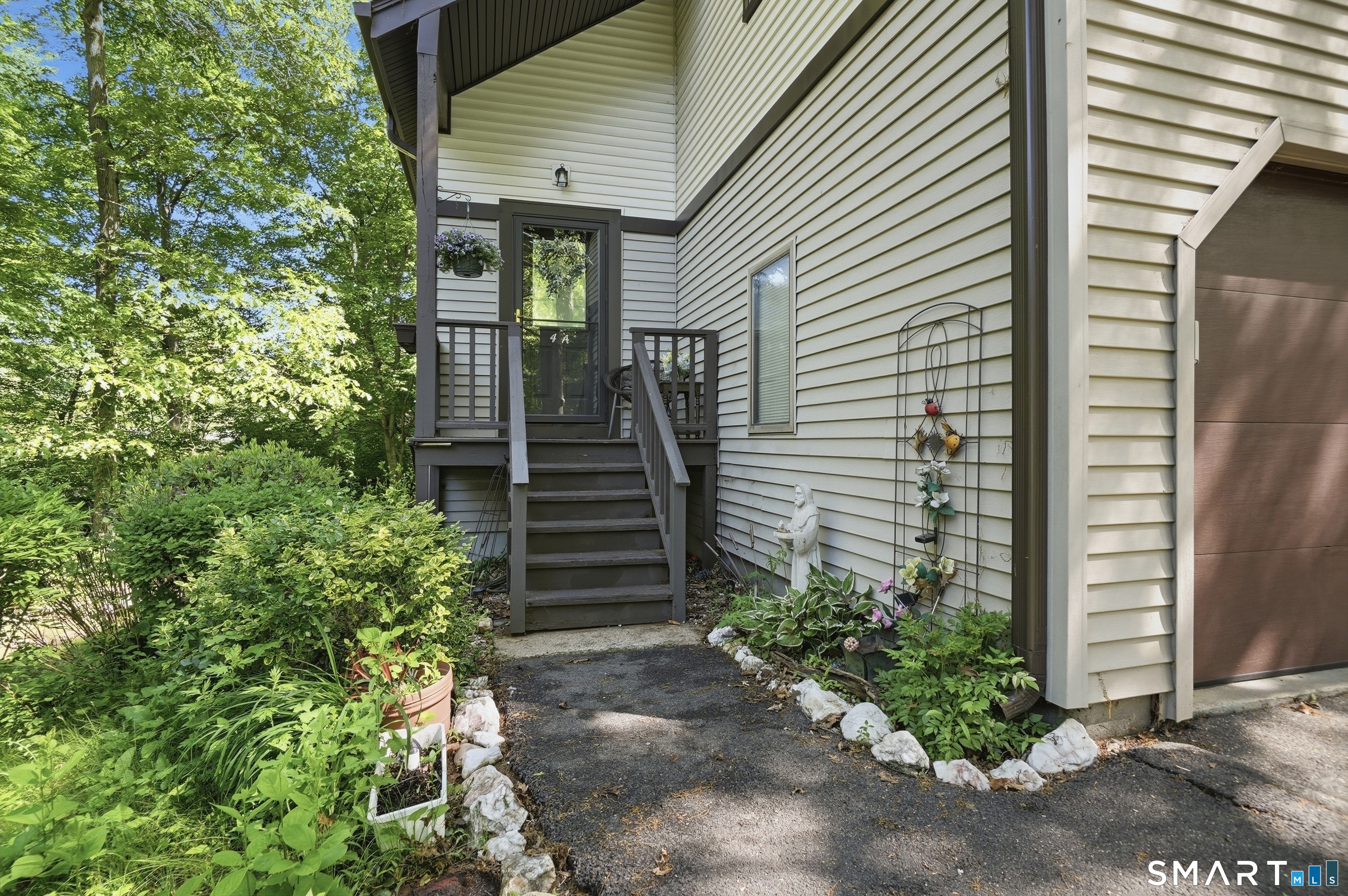 1159 Highland Avenue Waterbury CT 06708