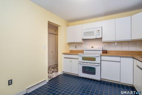 14 Woodbury Lane West Hartford CT 06117