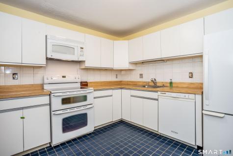 14 Woodbury Lane West Hartford CT 06117