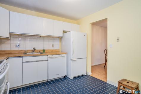 14 Woodbury Lane West Hartford CT 06117