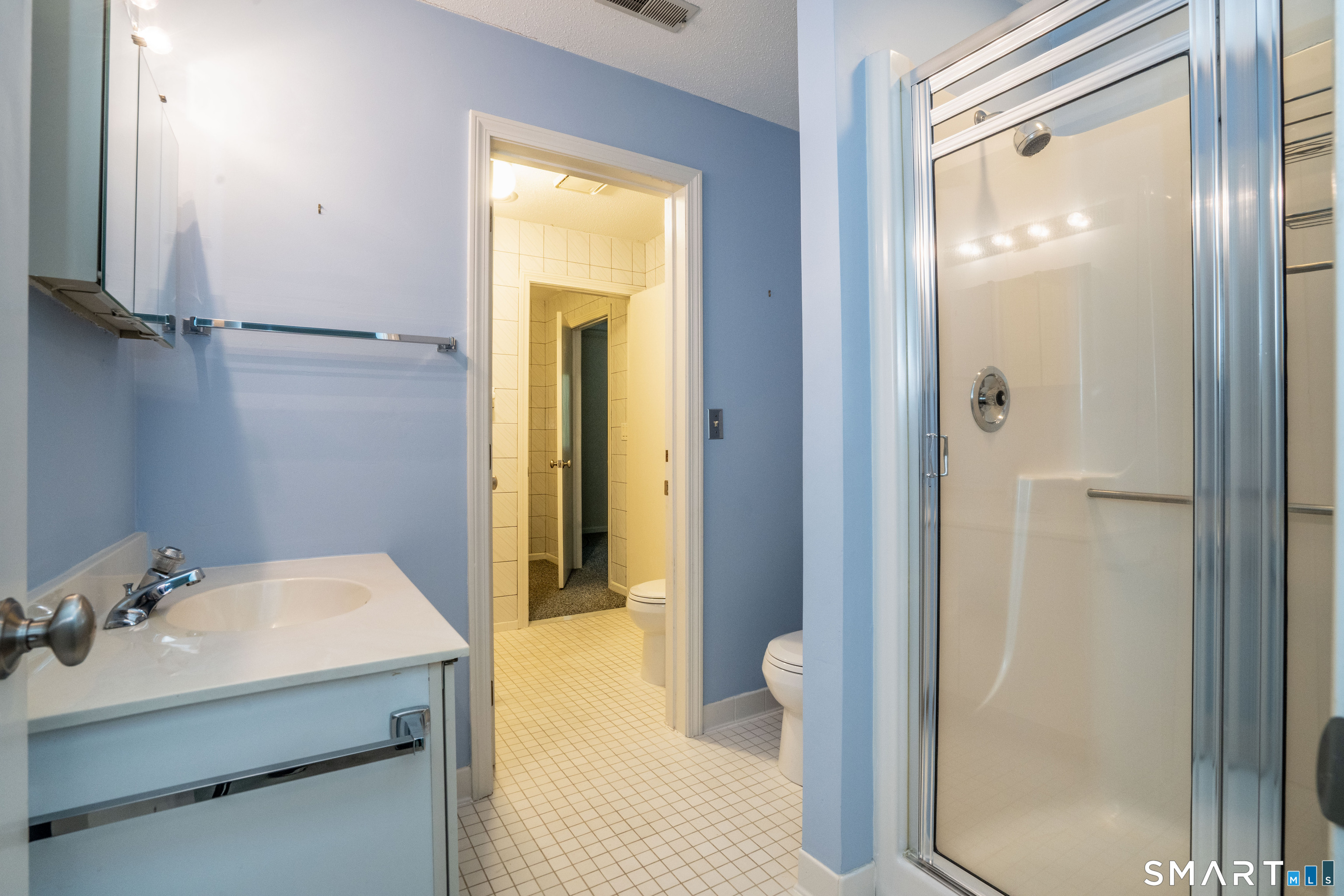 14 Woodbury Lane West Hartford CT 06117