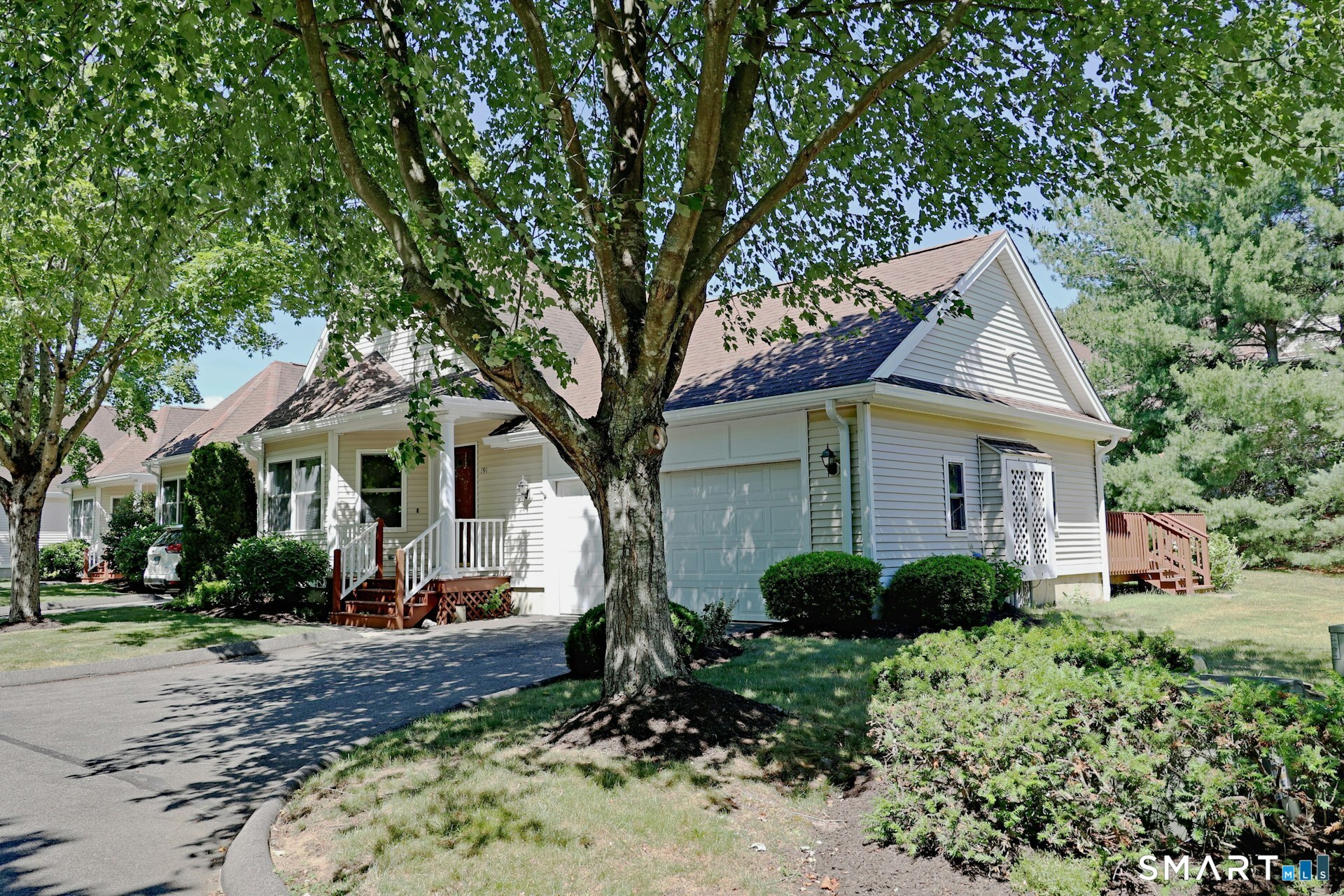 191 Summerfield Gardens Shelton CT 06484