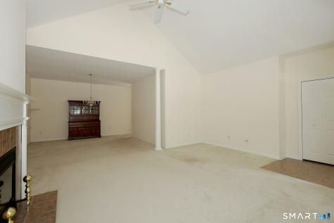 191 Summerfield Gardens Shelton CT 06484