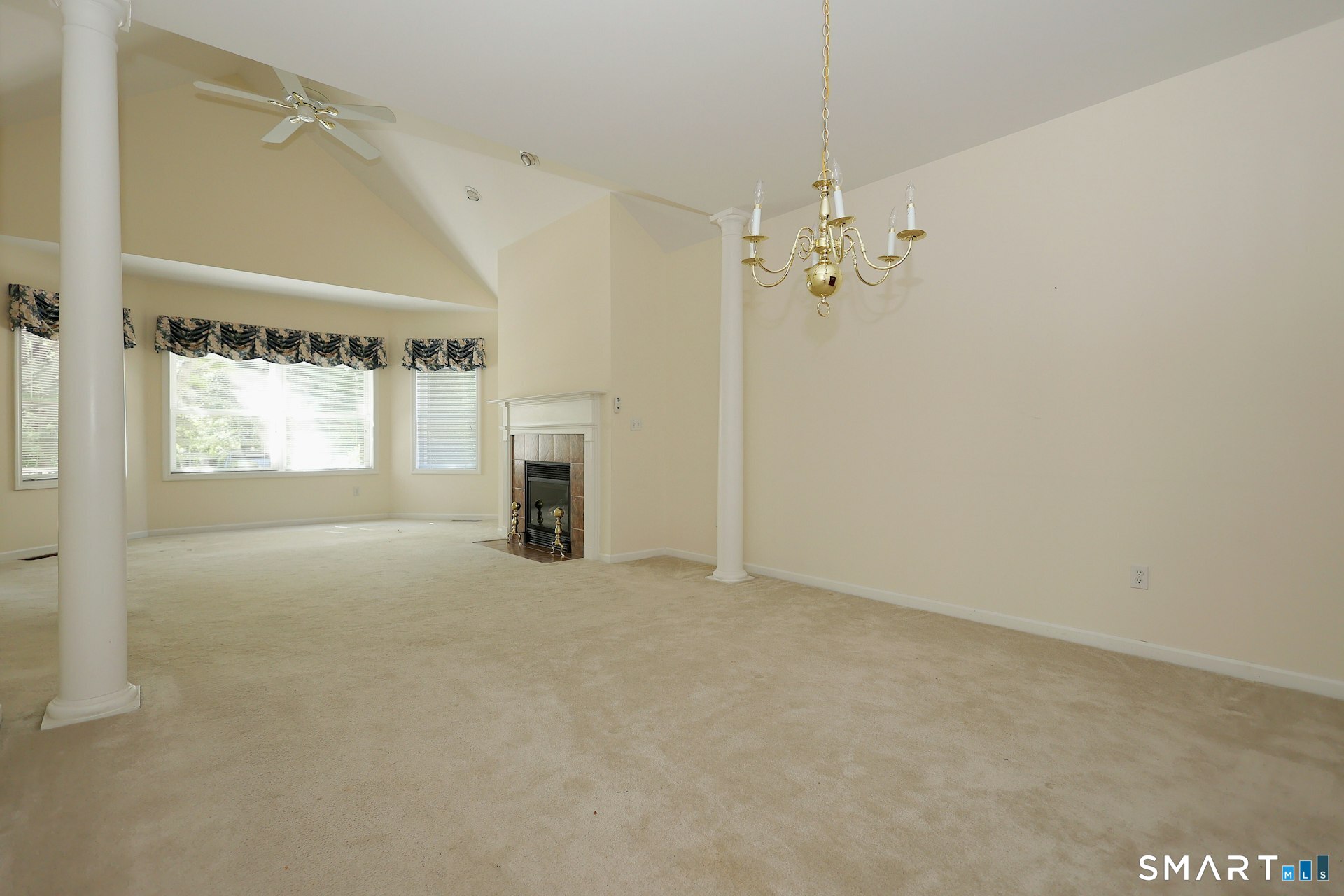191 Summerfield Gardens Shelton CT 06484