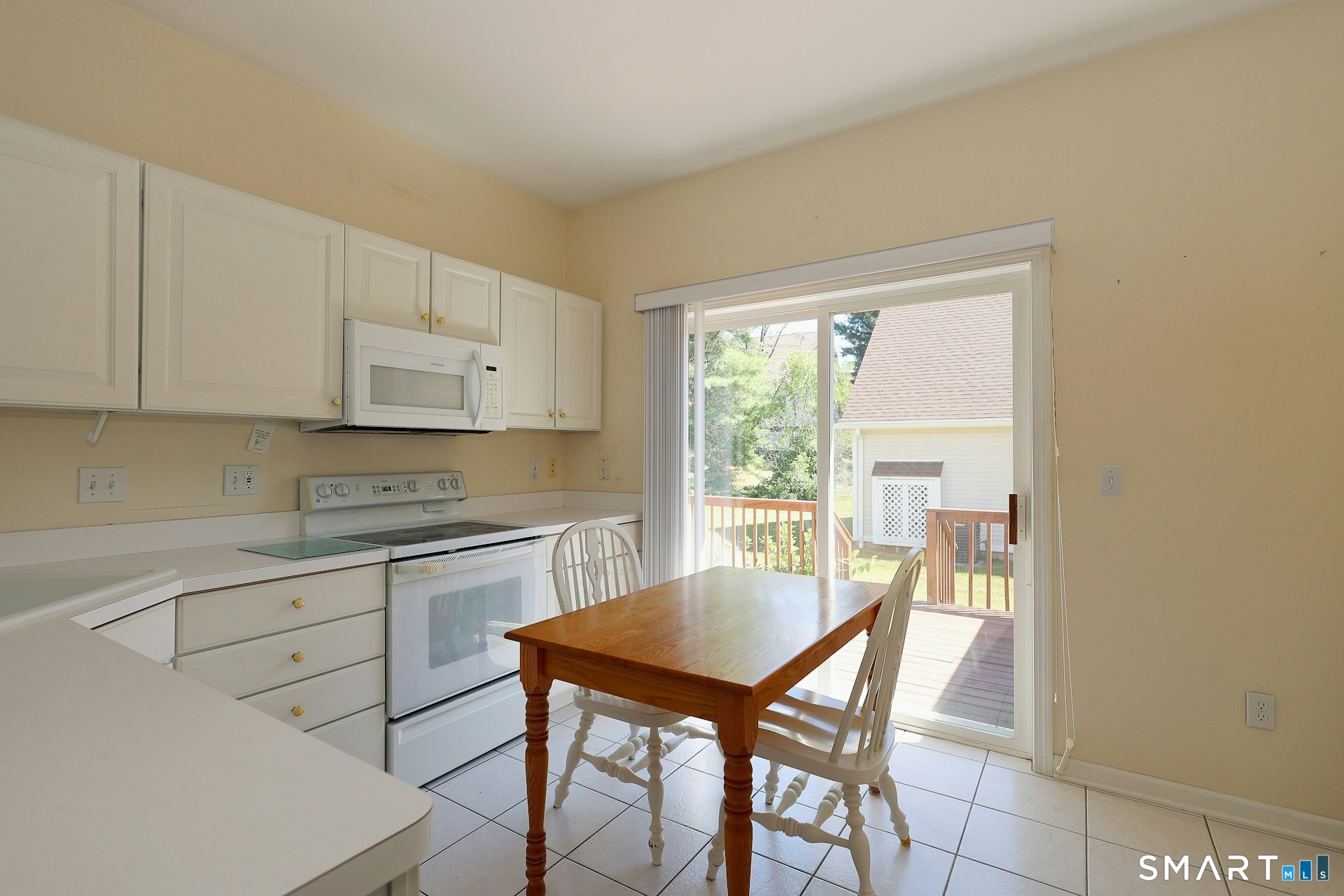 191 Summerfield Gardens Shelton CT 06484