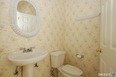 191 Summerfield Gardens Shelton CT 06484