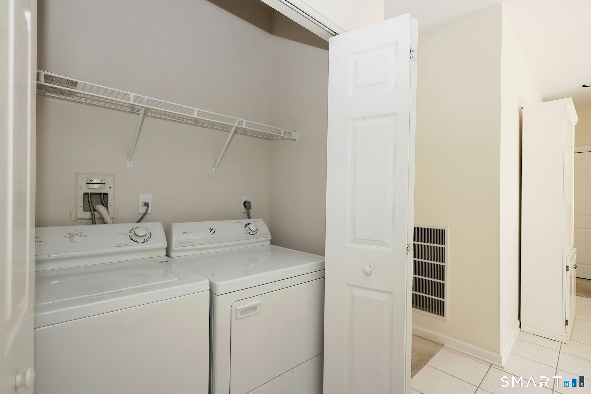 191 Summerfield Gardens Shelton CT 06484