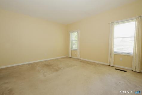 191 Summerfield Gardens Shelton CT 06484