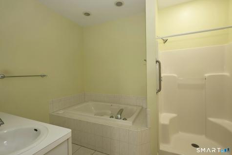 191 Summerfield Gardens Shelton CT 06484