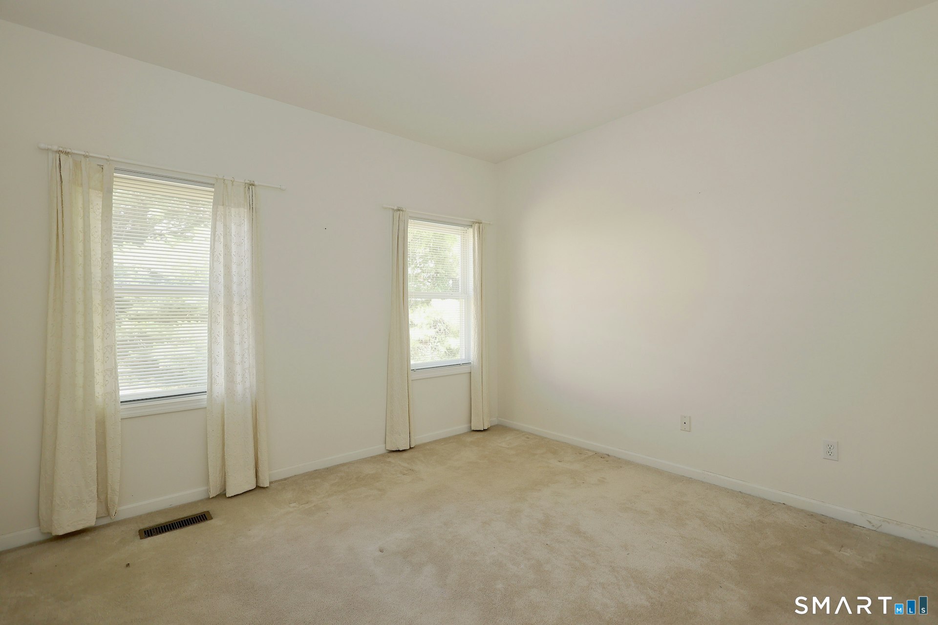 191 Summerfield Gardens Shelton CT 06484