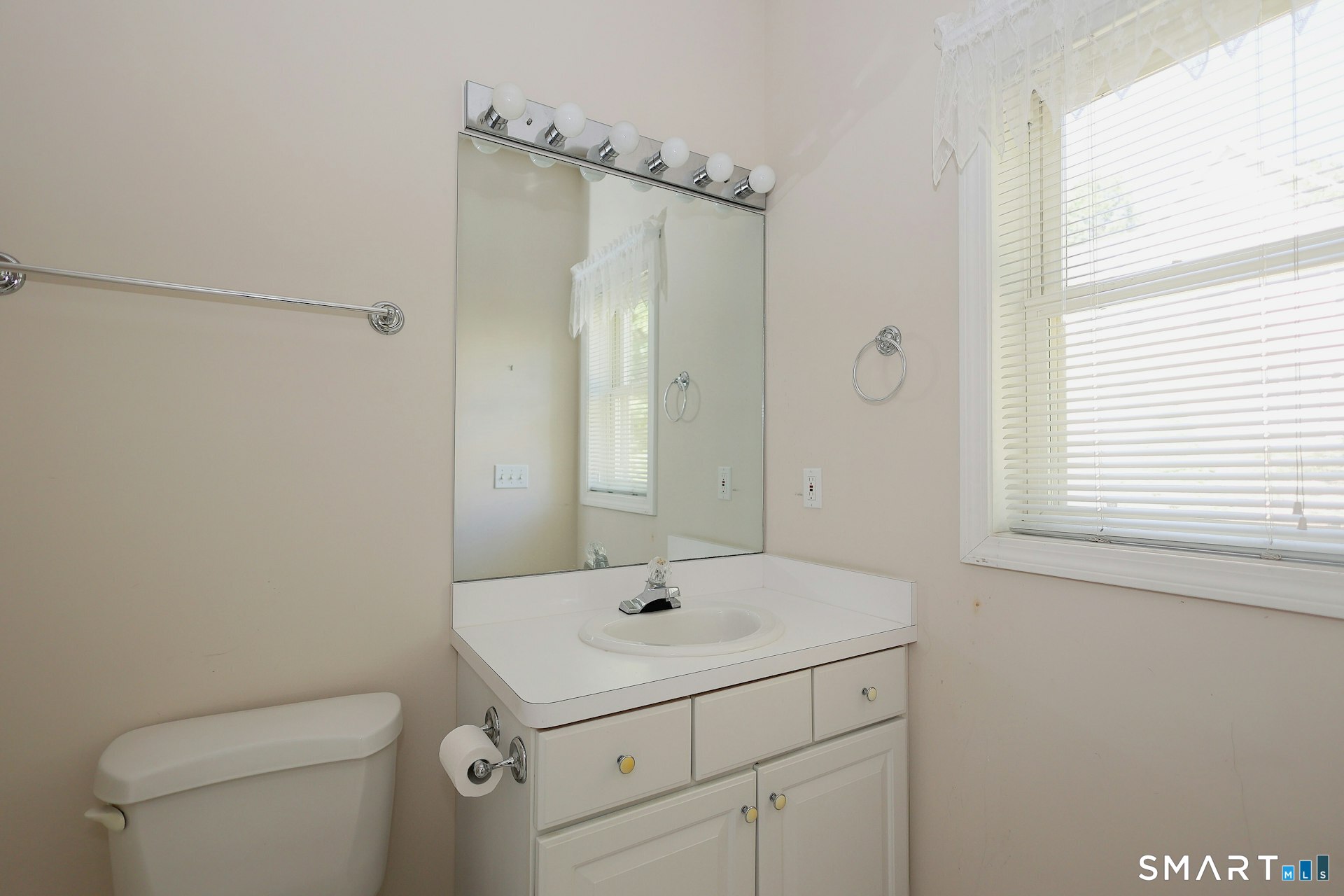 191 Summerfield Gardens Shelton CT 06484