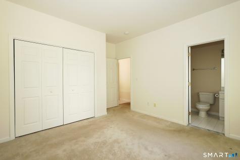 191 Summerfield Gardens Shelton CT 06484