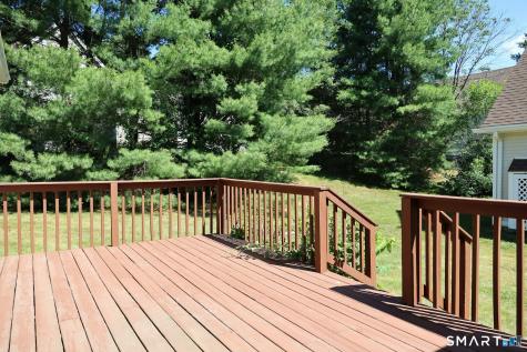 191 Summerfield Gardens Shelton CT 06484
