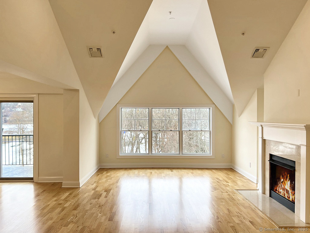 16 Hayestown Road Danbury CT 06811