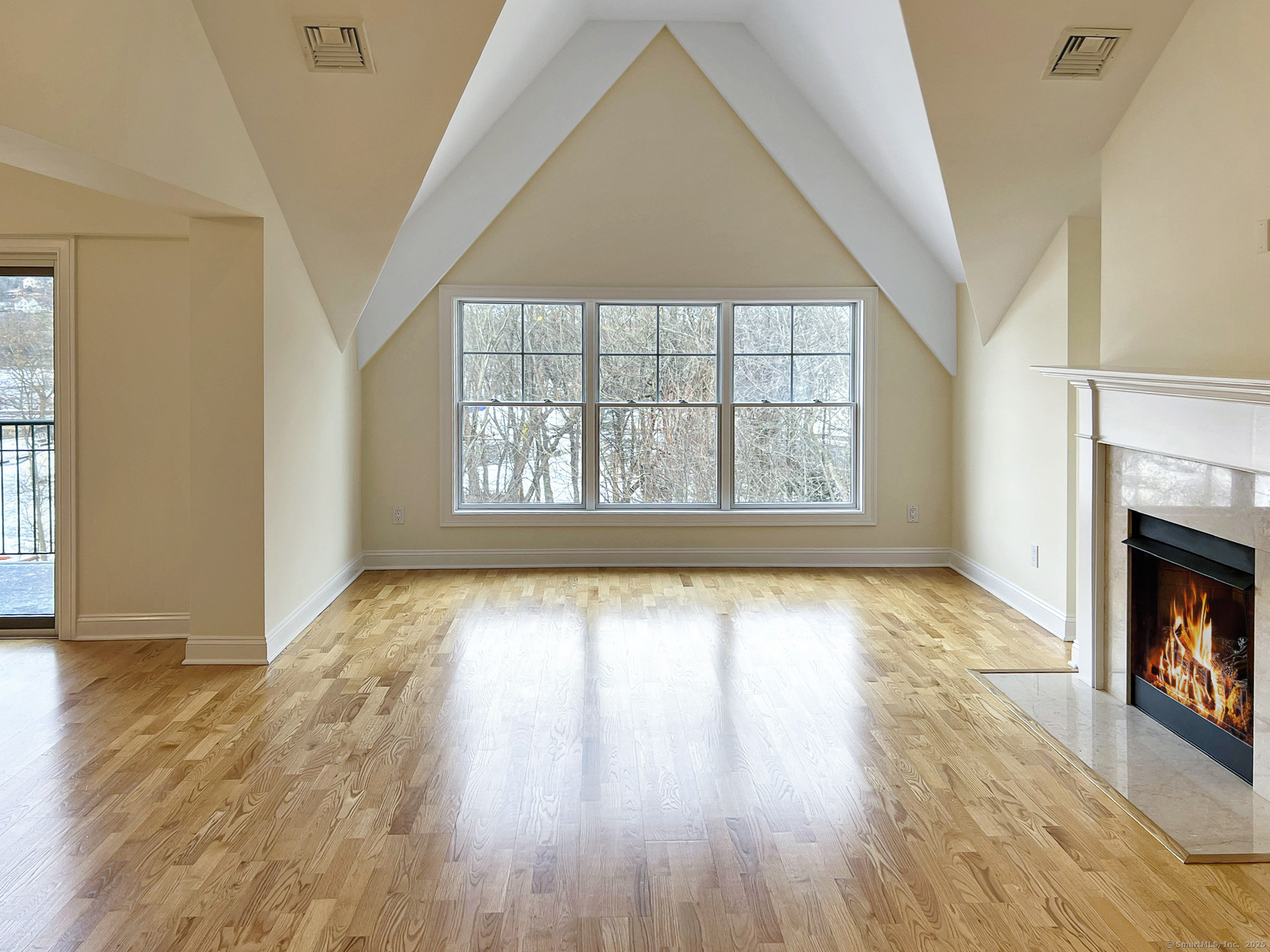 16 Hayestown Road Danbury CT 06811