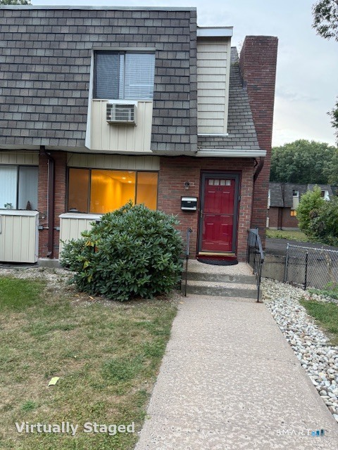 Windsor CT, 40 High Path Road