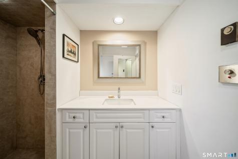 397 Krueger Circle Southbury CT 06488