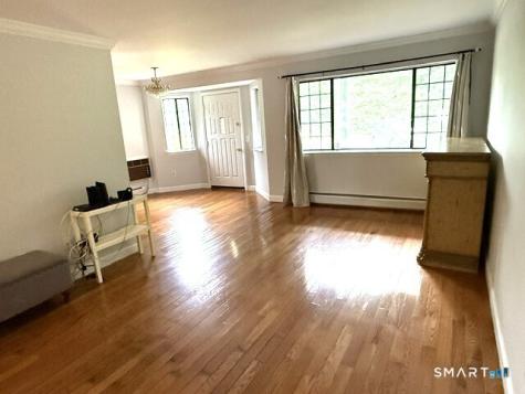 10 Tara Drive Brookfield CT 06804