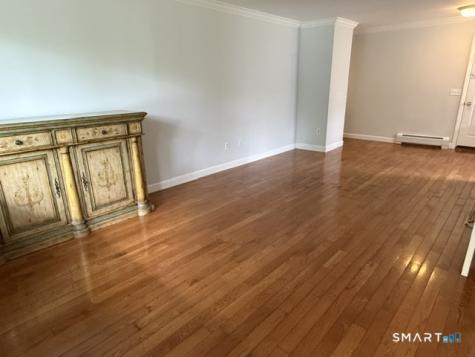 10 Tara Drive Brookfield CT 06804