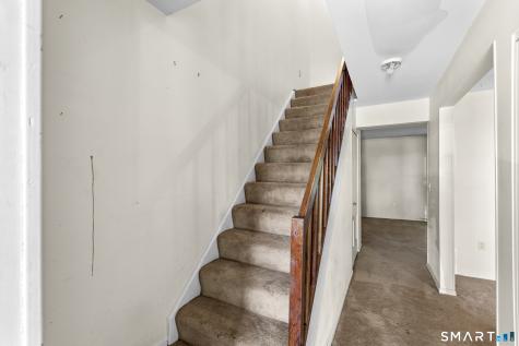 93 Park Avenue Danbury CT 06810