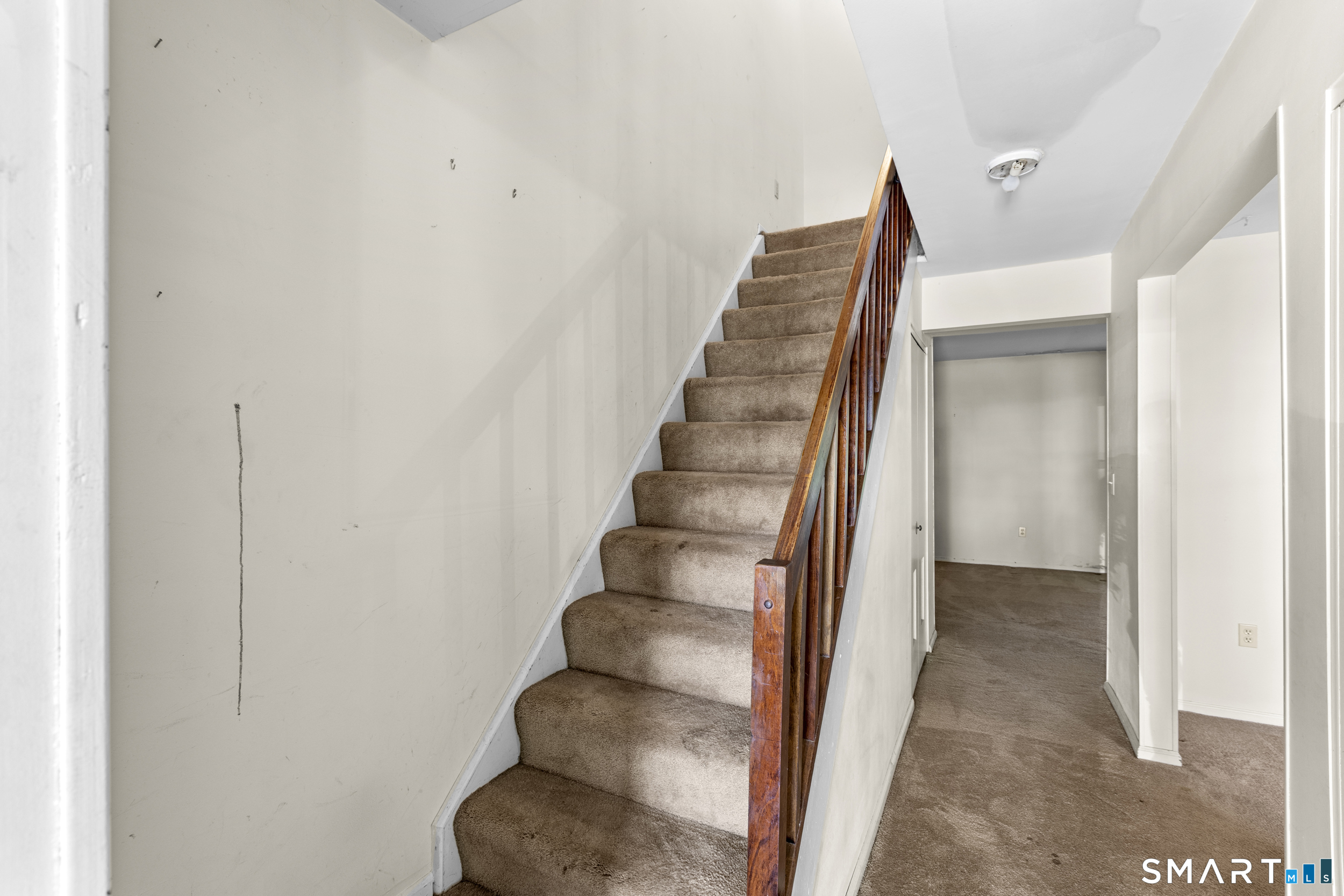93 Park Avenue Danbury CT 06810