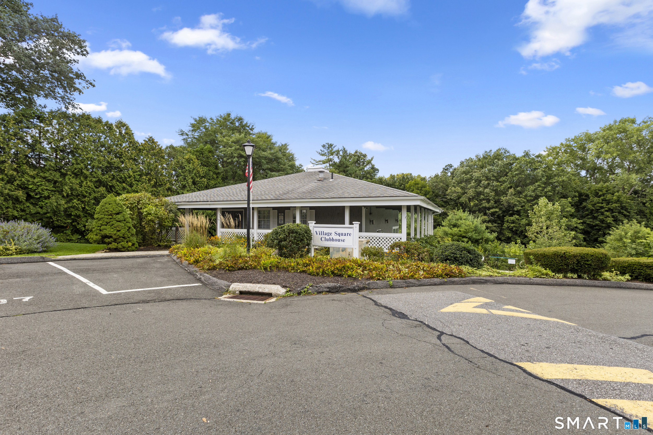 93 Park Avenue Danbury CT 06810