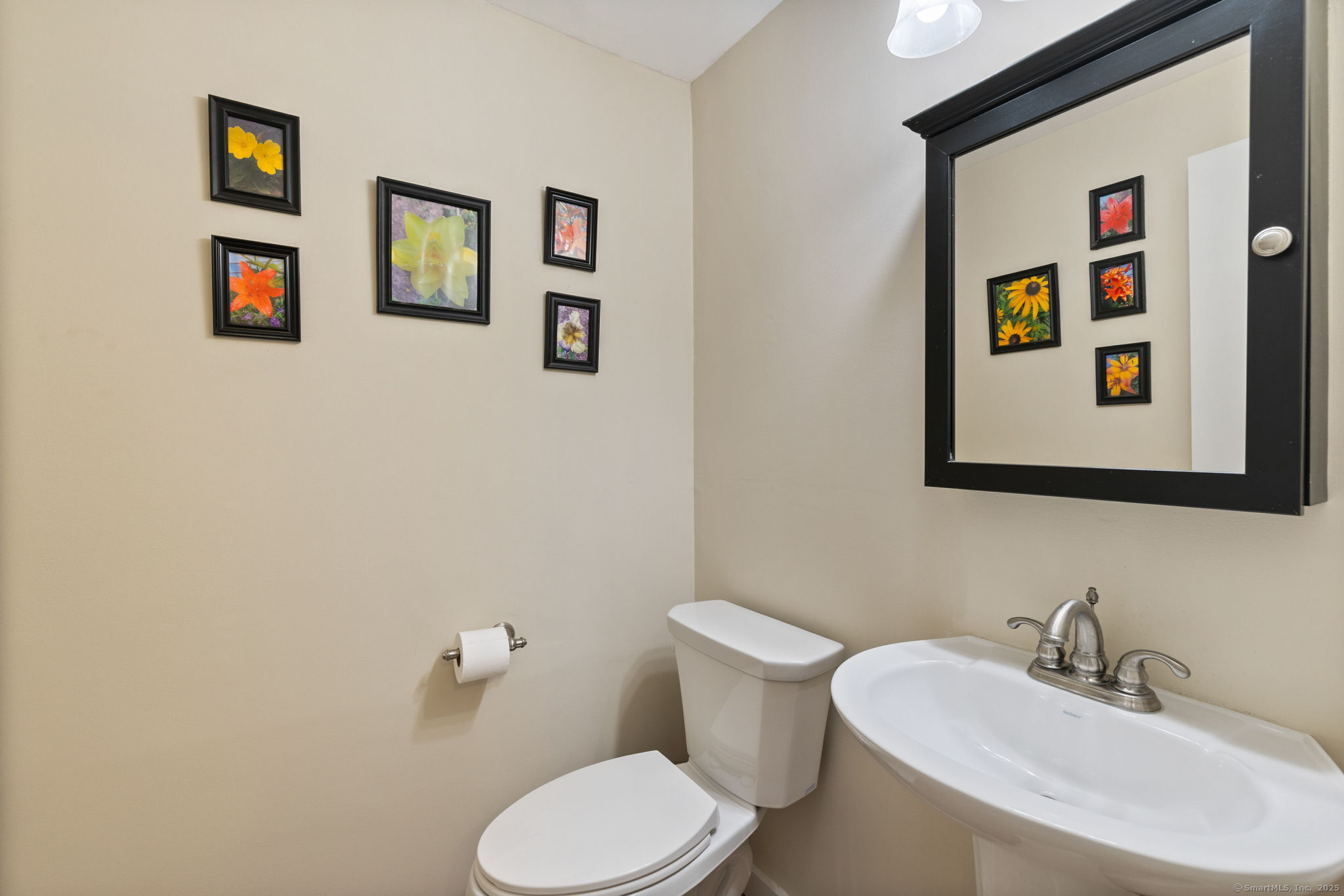 239 Old Farms Road Avon CT 06001