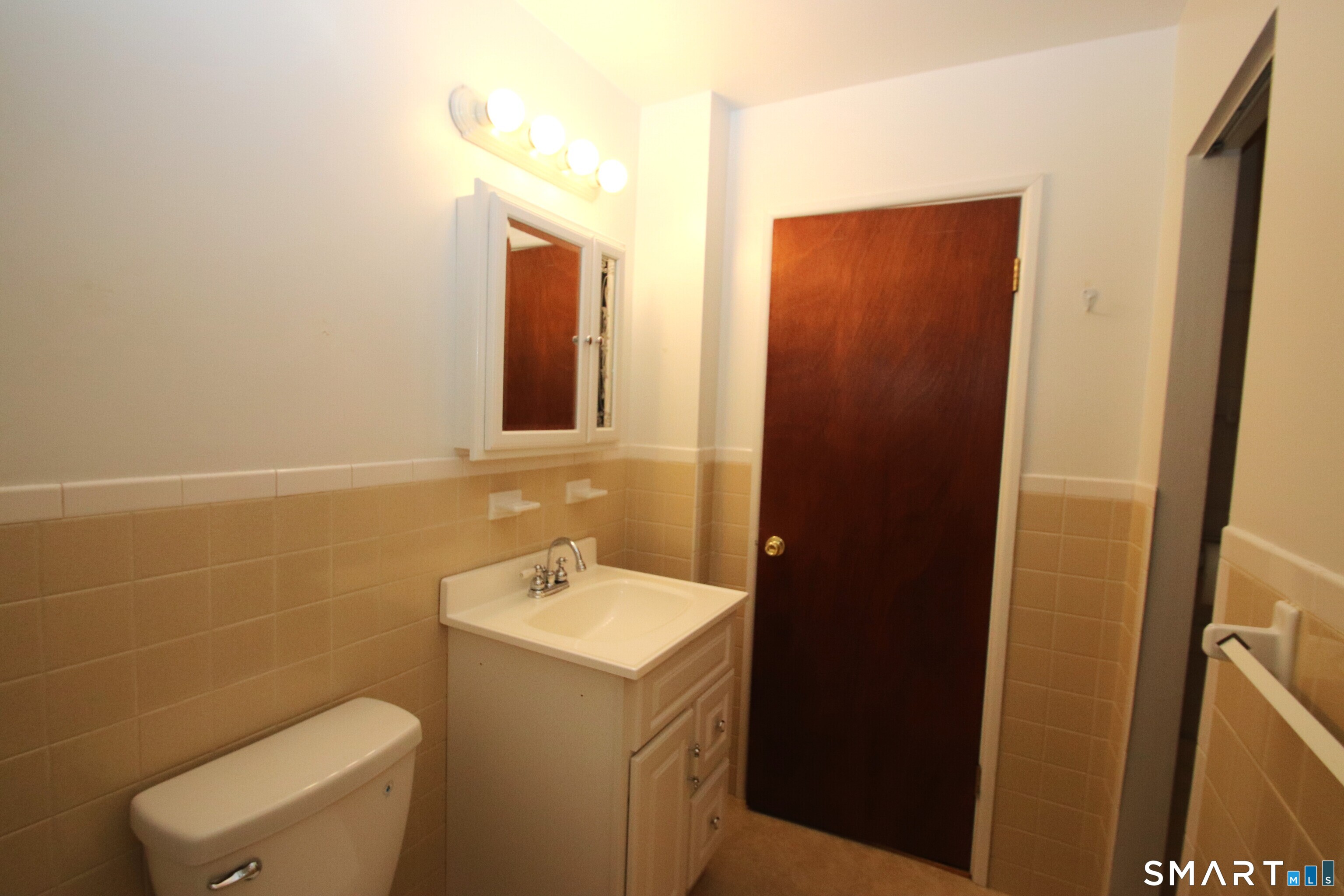 58 Savin Park West Haven CT 06516
