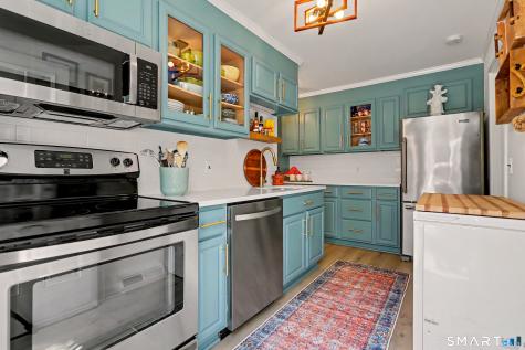 125 Heritage Hill Road New Canaan CT 06840