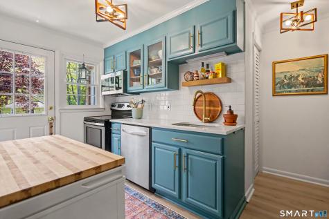 125 Heritage Hill Road New Canaan CT 06840