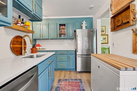 125 Heritage Hill Road New Canaan CT 06840