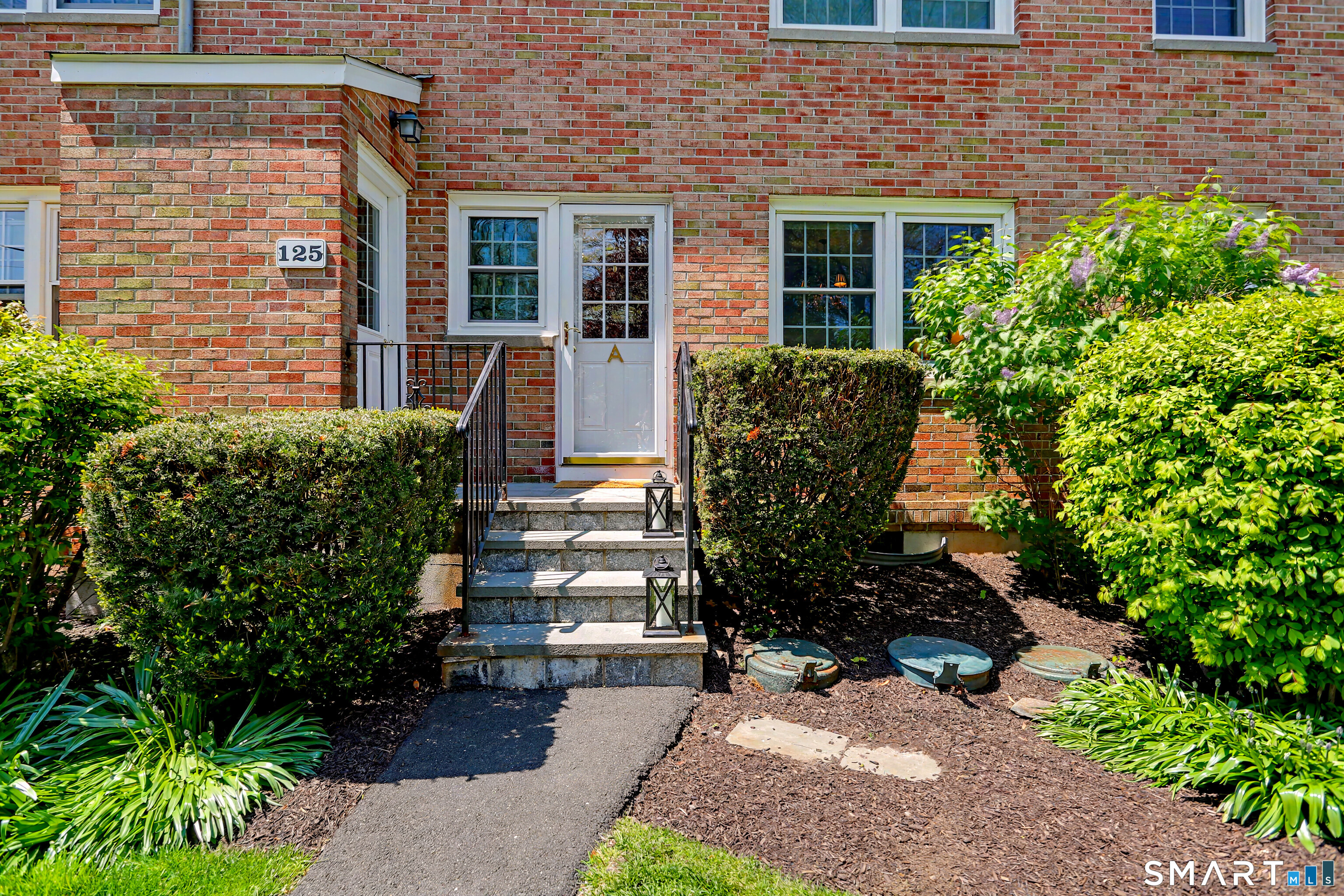 125 Heritage Hill Road New Canaan CT 06840