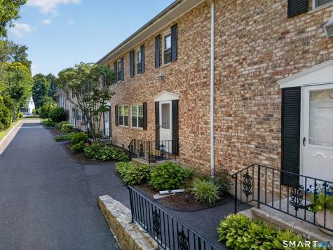 35 Woodway Road Stamford CT 06902