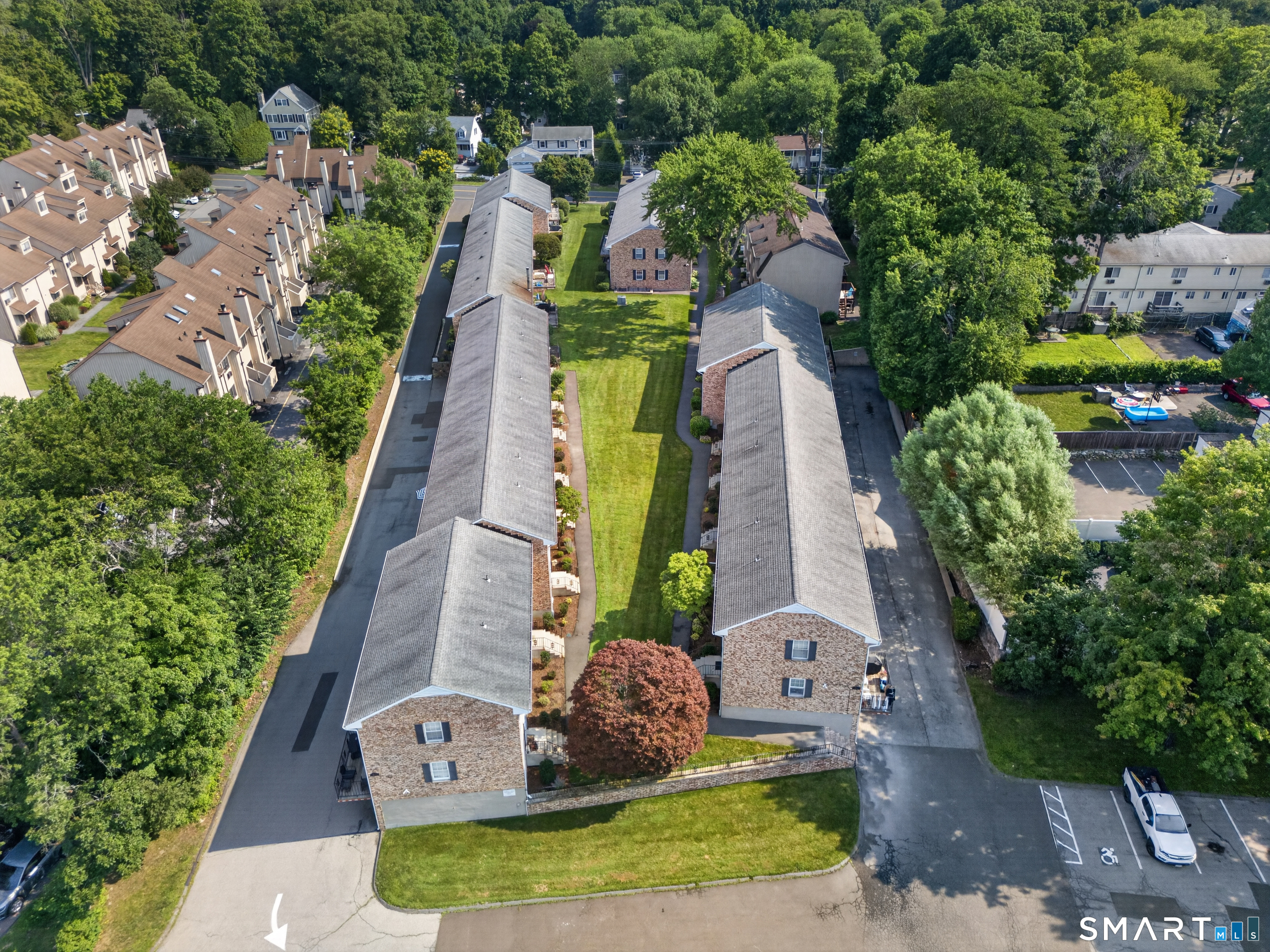 35 Woodway Road Stamford CT 06902