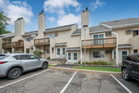 8 Rose Lane Danbury CT 06811