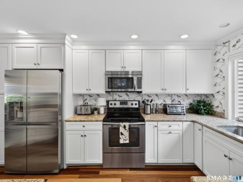 25 Sunset Road Old Saybrook CT 06475