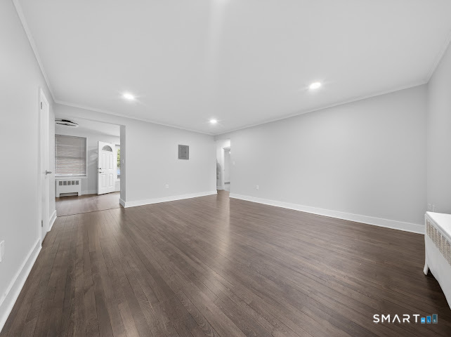 49 Mencel Circle Bridgeport CT 06610
