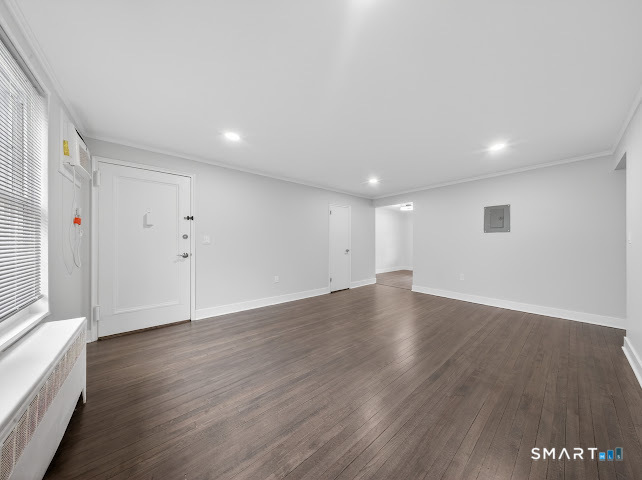 49 Mencel Circle Bridgeport CT 06610