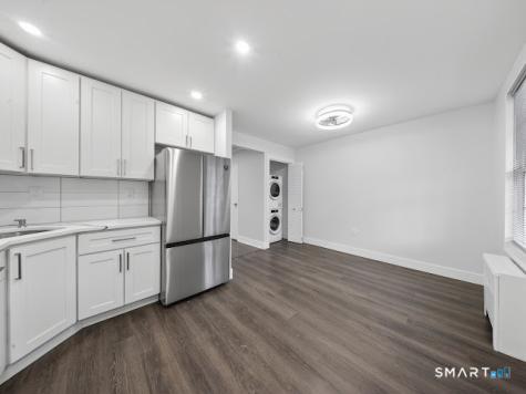 49 Mencel Circle Bridgeport CT 06610