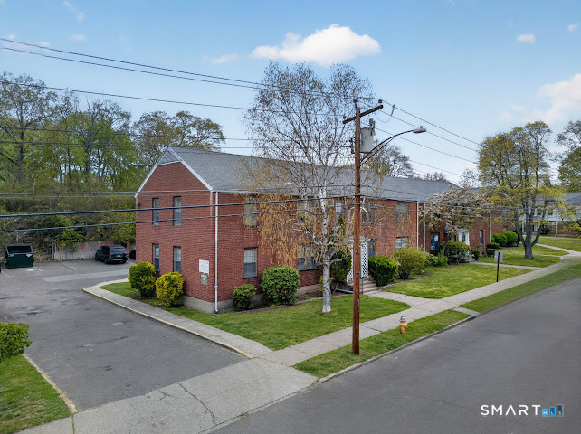 49 Mencel Circle Bridgeport CT 06610