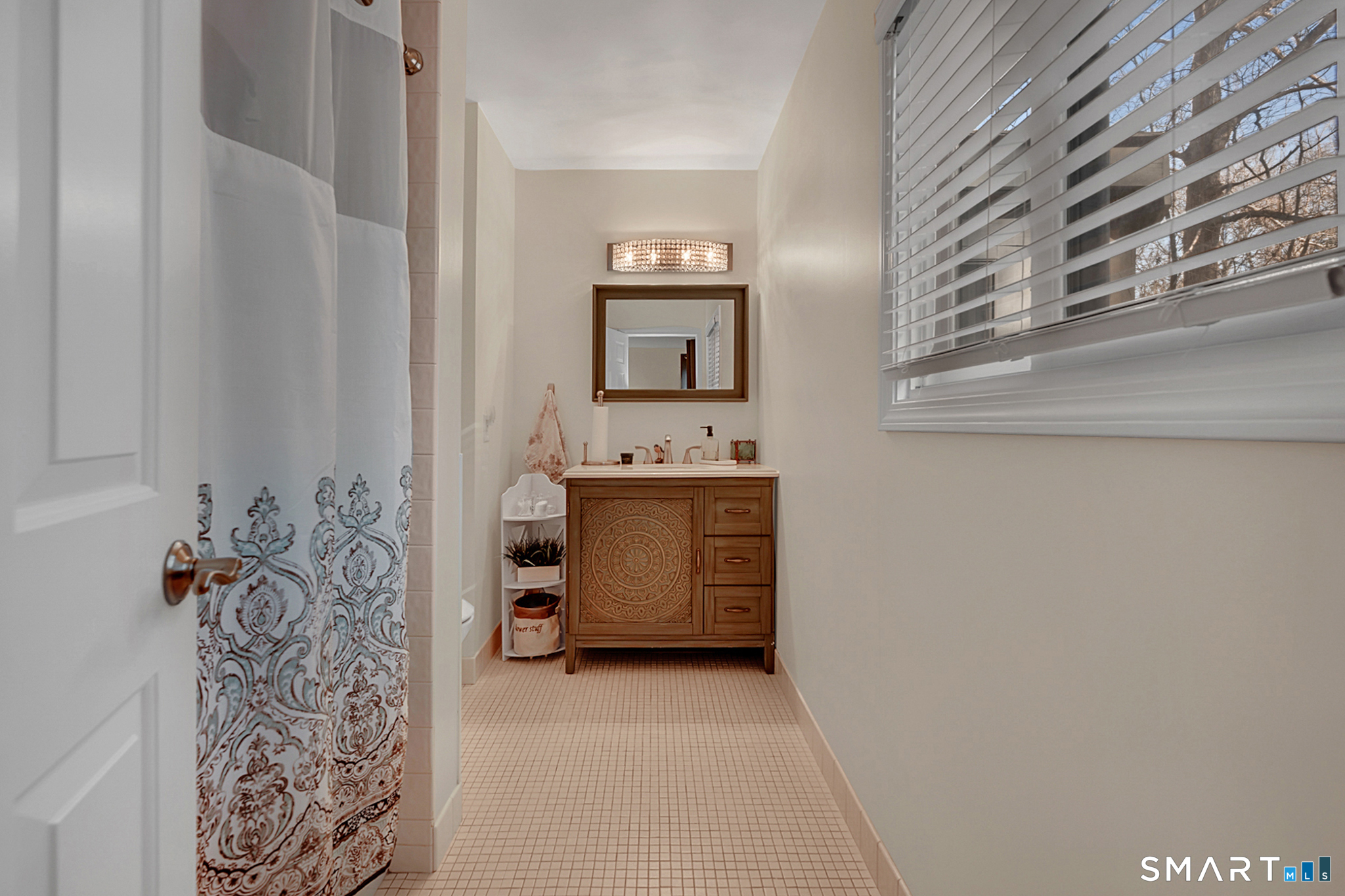 4 Strathmore Lane Avon CT 06001