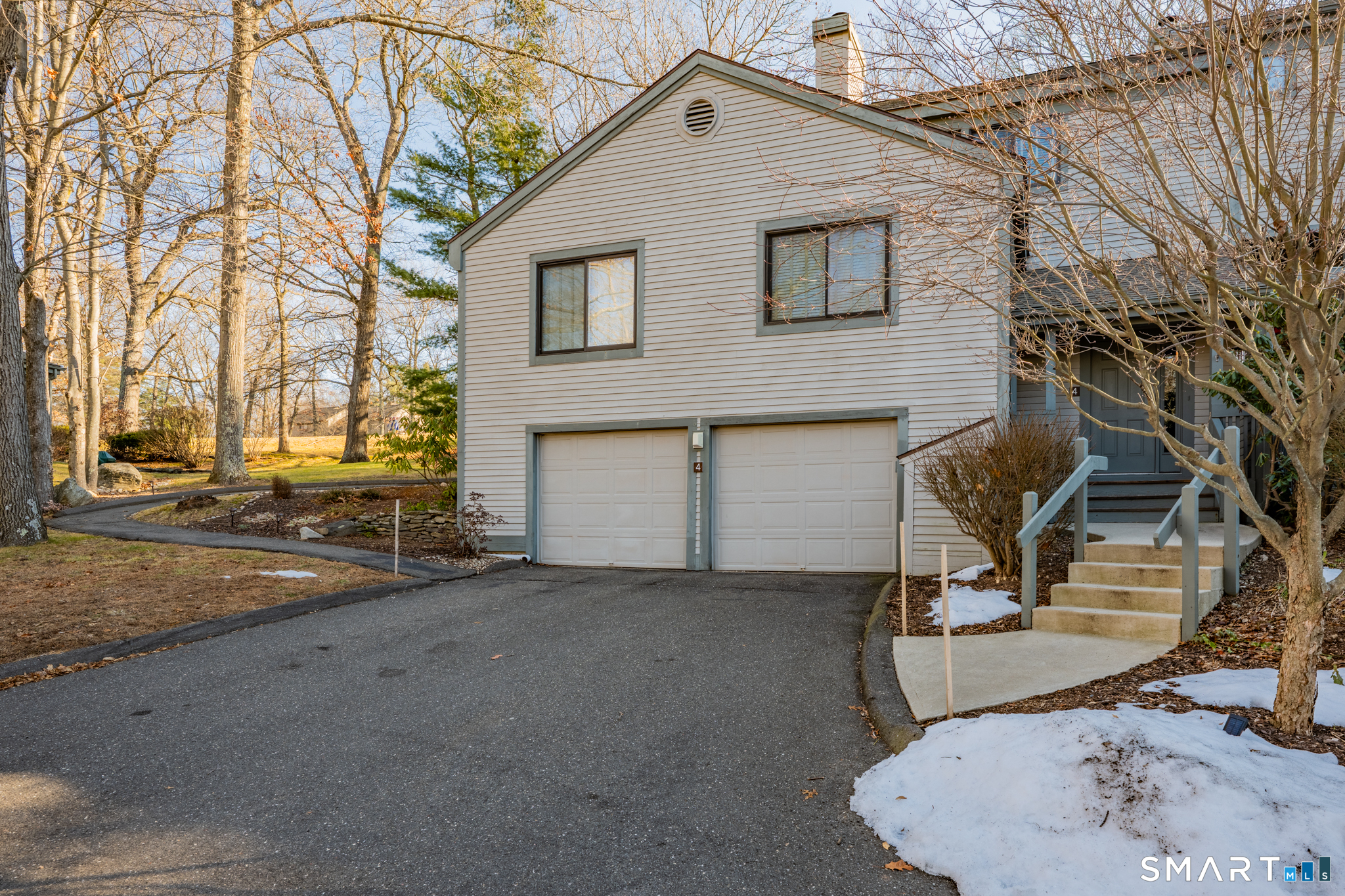 4 Strathmore Lane Avon CT 06001