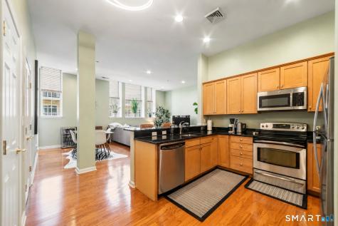 30 Schoolhouse Drive West Hartford CT 06110