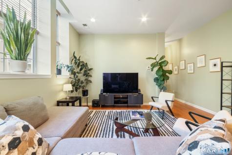 30 Schoolhouse Drive West Hartford CT 06110