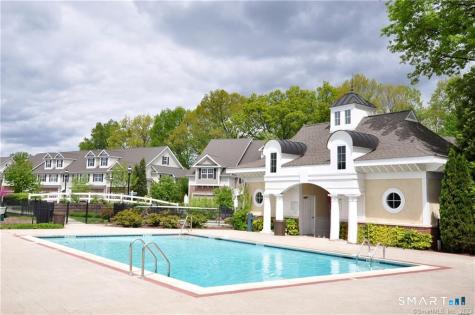 30 Schoolhouse Drive West Hartford CT 06110